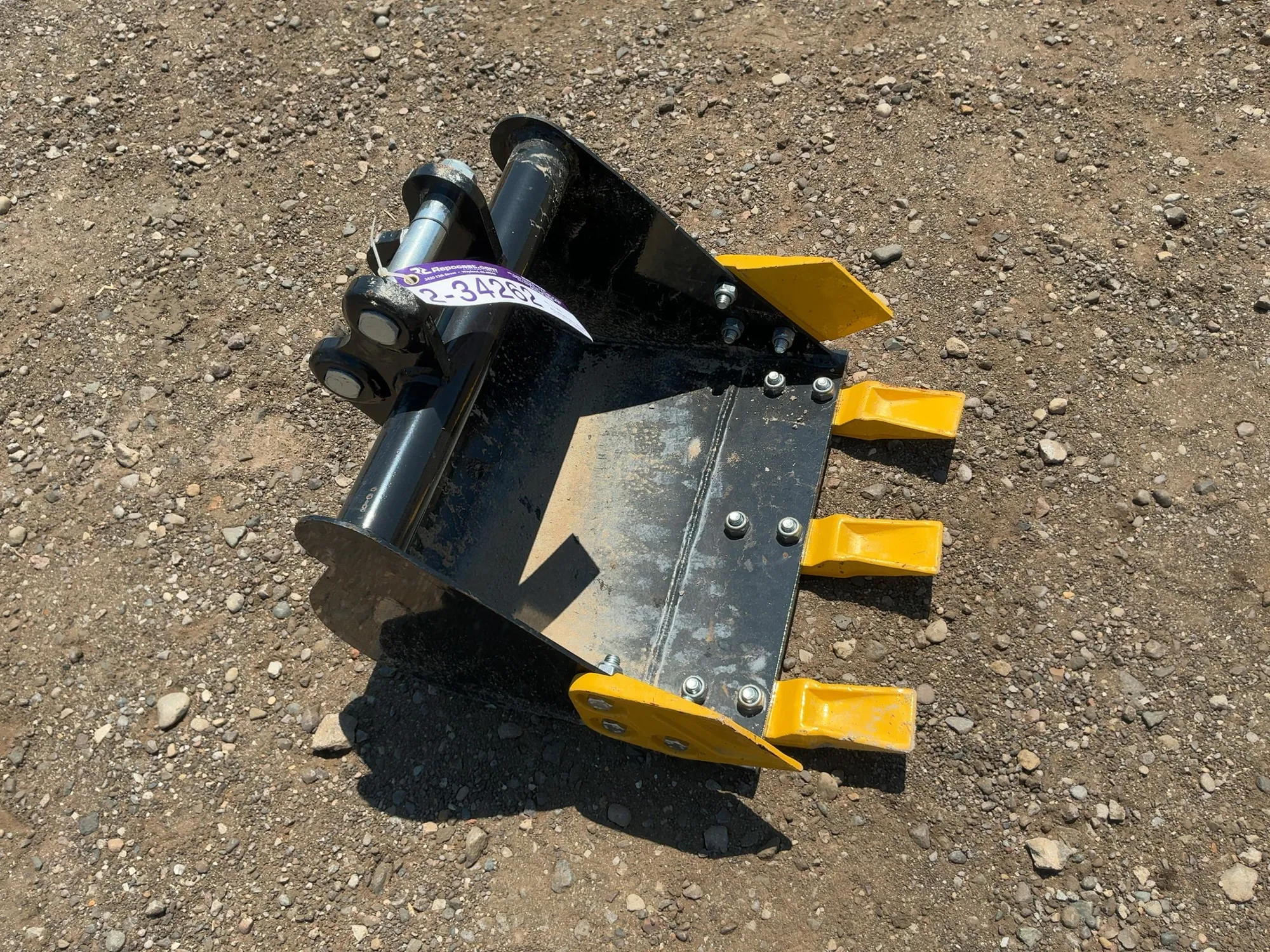 Used _UNKNOWN_ _UNKNOWN_ Multipurpose Buckets Michigan US | Miedema Asset Management Group #1311931