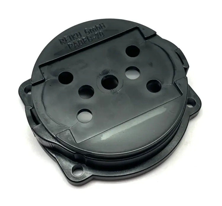 Used REIKU ROTARY FLANGE SEAL FITTING 7-HOLE 70MM BLACK POLYAMIDE Valves/Fittings | Maverick Industrial Sales #1117441