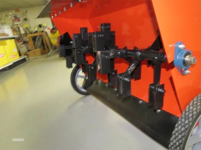 New | in-Stock 2025 CREEK VIEW MFG LP42 All-Terrain Litter Vacuum Pennsylvania US | Zimmerman Farm Service #1410402