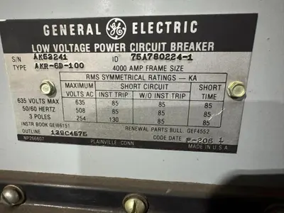 GENERAL ELECTRIC LOW VOLTAGE POWER CIRCUIT BREAKER AKR-6D-100 4000 AMPS