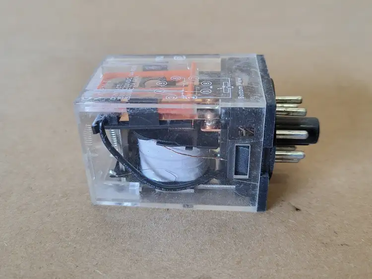 Used OMRON MK2PN-I Misc Electrical & Power Parts British Columbia CA | Lenmark #253292