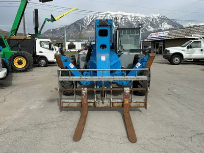 USED 2008 GENIE GTH-1056