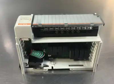 USED Allen-Bradley 1769-OW8