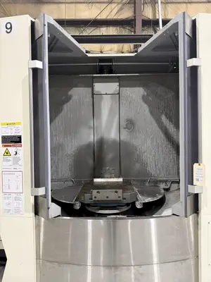 USED 2013 MAKINO A61NX