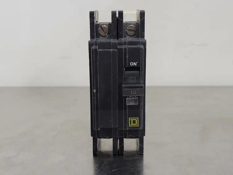 Used SQUARE D QOU215 Switchgears British Columbia CA | Lenmark #241434
