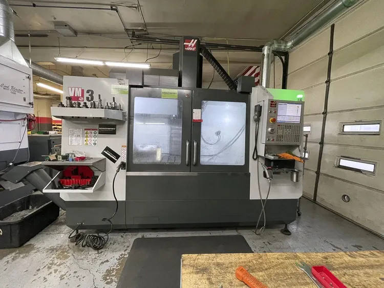 Used 2019 HAAS VM-3 Vertical Machining Centers Ohio US | Toolquip, Inc. #720075
