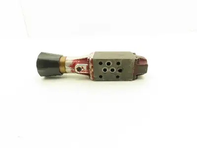 Rexroth HydroNorma 4WMD 5 N2.3/F Hydraulic Directional Valve Manual Rotary Knob