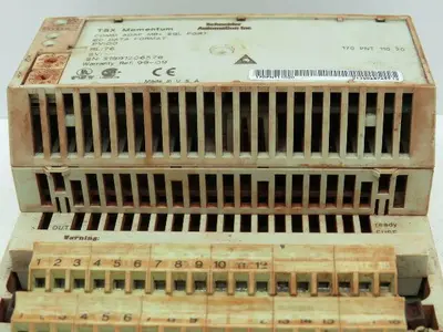 Schneider Automation 170ADO54050 TSX Momentum I/O Base 120VAC 16PT