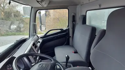 2019 HINO 338 Box Truck | Platinum Group (38)