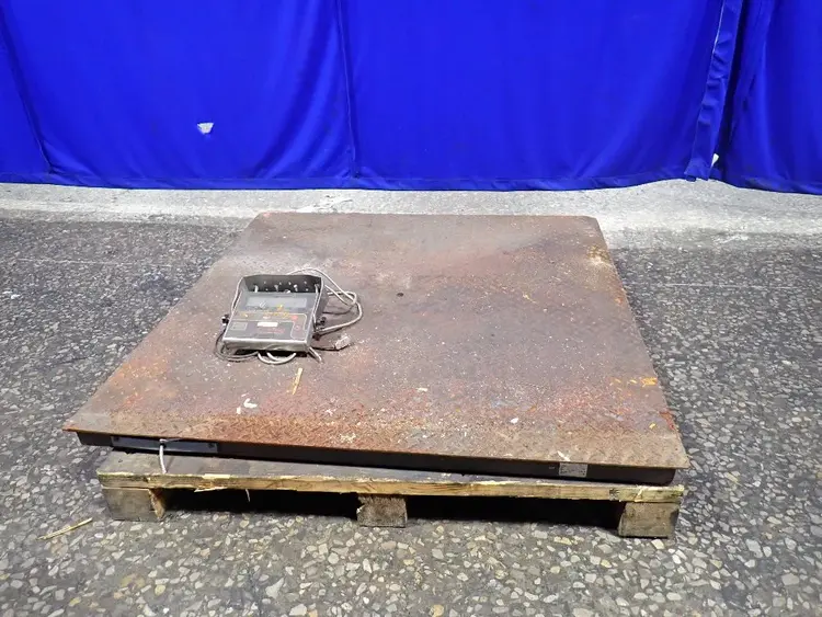 Used CARDINAL SCALE T74152 Platform Scales | HGR 24 #744527