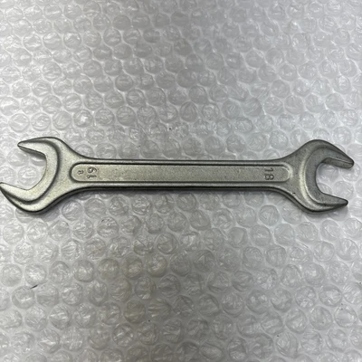 ** New (Other) 19 mm x 18 mm Open Ended Wrench  DIN 895  (Lot Of 3) #