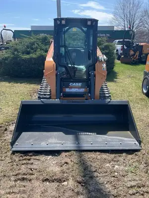 New | in-Stock 2026 CASE TR270B Compact Track Loaders Maine US | Beauregard Equipment #1511260