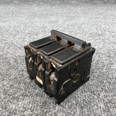 Used ITE Siemens BQ3B015 Misc Electrical & Power Parts California US | Davliegogo LLC #1710073