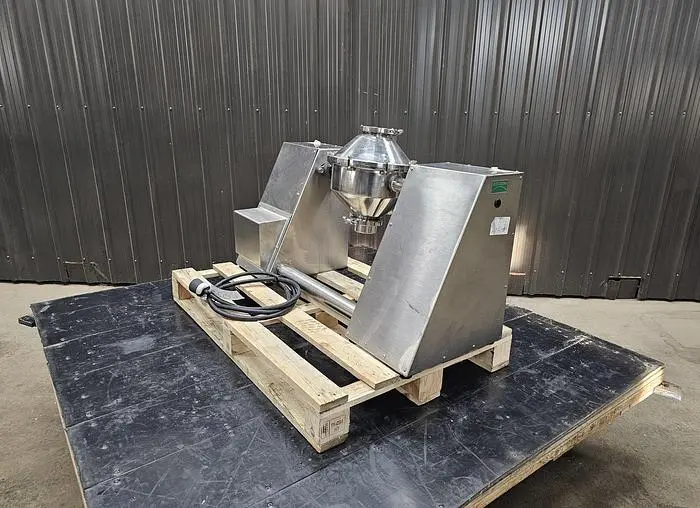 Used GEMCO _UNKNOWN_ Ribbon Blenders Quebec CA | Carter-Wilson Equipment Services #450908
