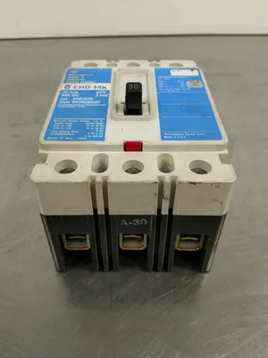 WESTINGHOUSE 30 AMP CIRCUIT BREAKER 3 POLE 480 VAC EHD14k 4E