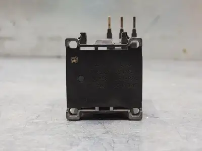 USED SIEMENS 3UA7020-0E