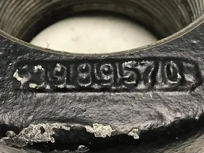 USED CINCINNATI MILACRON 3389570