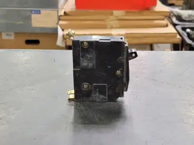 USED SQUARE D QOB130