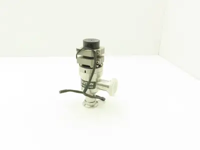 MDC KAV-100-P-02 Pneumatic Angle Solenoid Valve High Vacuum 1" Connection