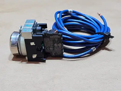 Used SIEMENS 3SU1400-1AA10-1BA0 Switchgears British Columbia CA | Lenmark #1438430