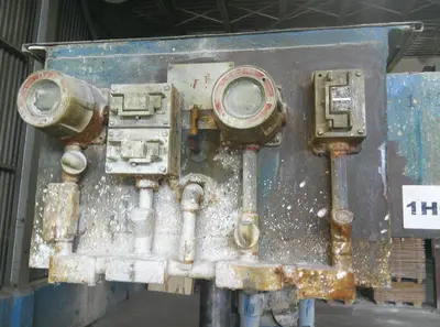 SPC9346  Mixer and Blender 50/10 hp Hockmeyer disperser, air over oil lift, dual shaft