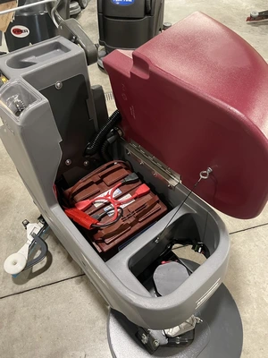 Minuteman E20BDQP Walk Behind Scrubber NEW