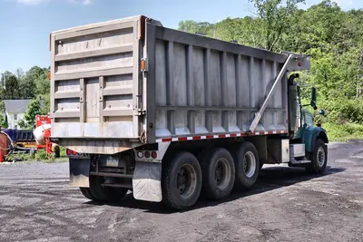 Used 2000 FREIGHTLINER FLD112 Dump trucks Pennsylvania US | Proxy Equipment #1378318