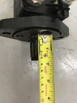 USED CHAR LYNN 101 2169 009