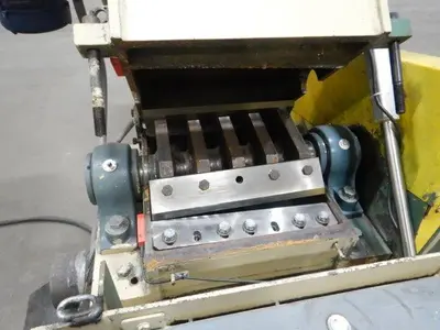 PROCESS CONTROL _UNKNOWN_ Cutter granulator rubber & plastic (25 - 60 HP) | Perry Equipment (7)