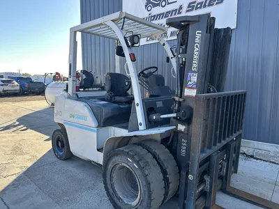 Used UNI-CARRIER MJ1F4A35LV Liquid Propane Forklifts Michigan US | KD Equipment Sales #1561787
