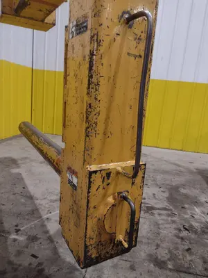 4 TON CALDWELL MODEL#81P-4-50 C HOOK PAPER COIL LIFTER: STOCK #22716