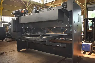 10' x 1/2" STANDARD-INDUSTRIAL MODEL AS500-10  CNC HYDRAULIC POWER SQUARING SHEAR
