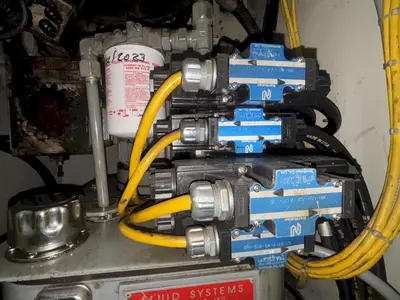 15,000 LBS X 18" X 0.310" COE PRESS EQUIPMENT FEED LINE, COIL REEL & CAR WITH STRAIGHTENER: STOCK #23438