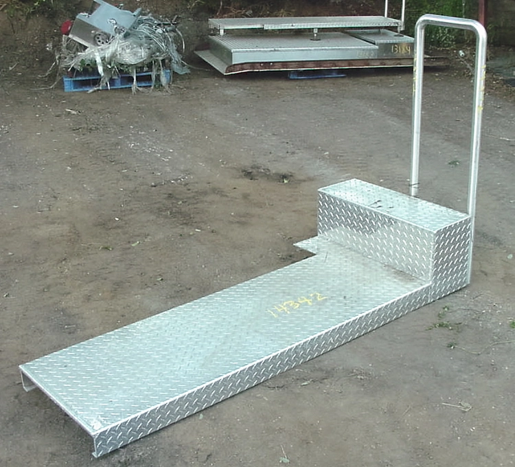 Used ALUMINUM WORK PLATFORM 20 X 60 PLATFORM Material Handling (misc) New Jersey US | Champion Trading Corporation #424979