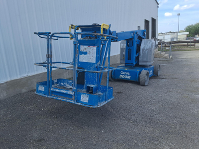 USED 2017 Genie Z-34/22N