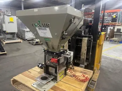 USED 200 LB./HR, 4 COMPONENT CONAIR GRAVIMATIC BLENDER