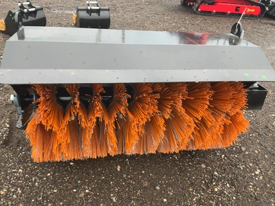 Used _UNKNOWN_ _UNKNOWN_ Power Brooms Michigan US | Miedema Asset Management Group #1579423