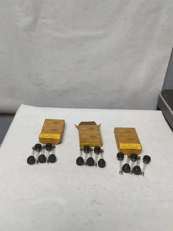 New | in-Stock COOPER BUSSMANN GLR3 Miscellaneous Equipment (Electrical & Power) | Surplus Asset Holdings #1193045