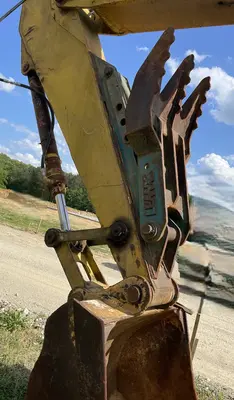 Used 1990 KOBELCO K909 LC-II Excavators Virginia US | Proxy Equipment #1378232
