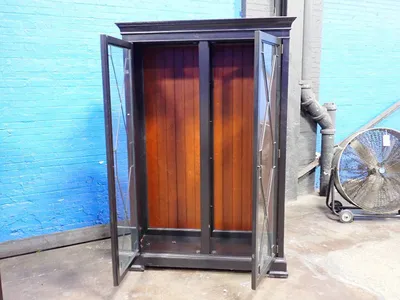 Ethan Allen 24.5" X 13.4" X 73" Birkhouse Display Cabinet