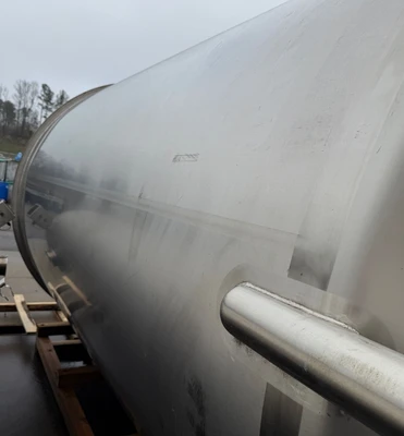 USED Stainless 3500 Gallon