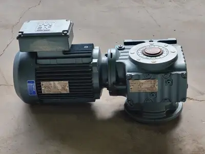 USED SEW-EURODRIVE SAF67DT100LS4