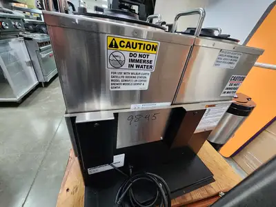 Used Curtis Used Curtis GEM5IFT015-002 Coffee Pods Warmer W/2 Server Decanters Coffee Equipment Illinois US | Falcon Restaurant Supply #1376732