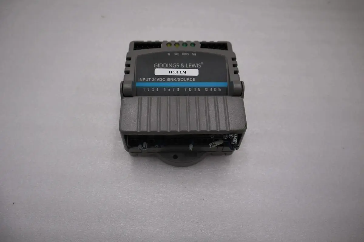 Giddings & Lewis M.1300.7372 R1 Input Module 24VDC SINK/SOURCE STOCK 5159A
