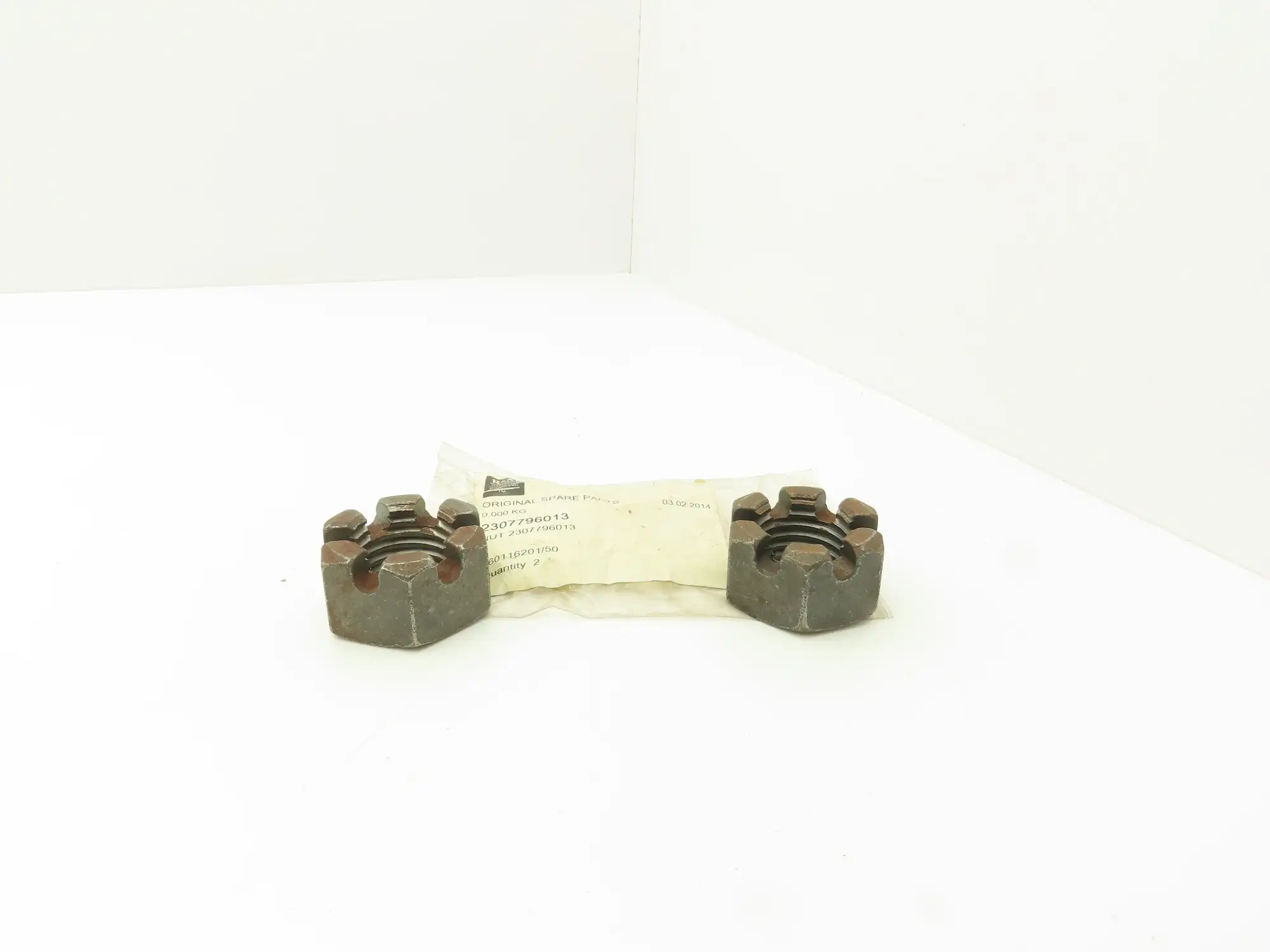 R&M 2307796013 Castle Nuts 1-1/4" 1.25" 6 TPI Lot of 2