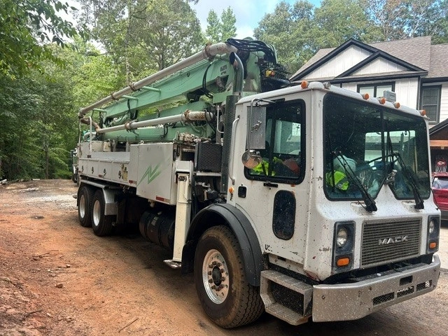 Used 1998 SCHWING BPL1200KVM32XL Concrete Pumps Colorado US | Concrete Pump Depot #1393826