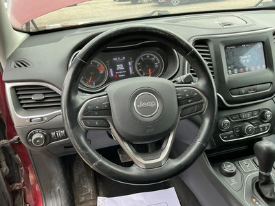 USED 2019 JEEP CHEROKEE