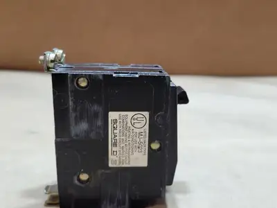 Used SQUARE D QOB215 Switchgears British Columbia CA | Lenmark #1438618