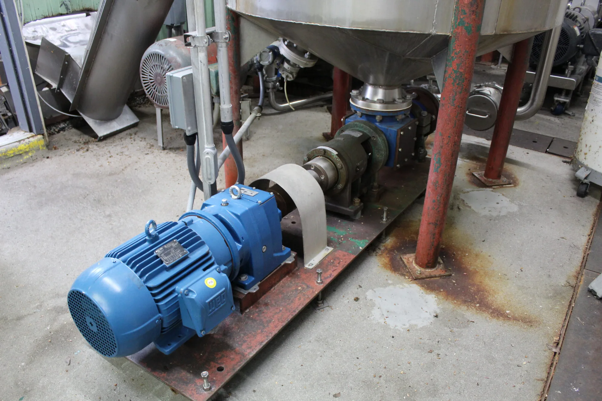 Moyno Pump and Metal Detector