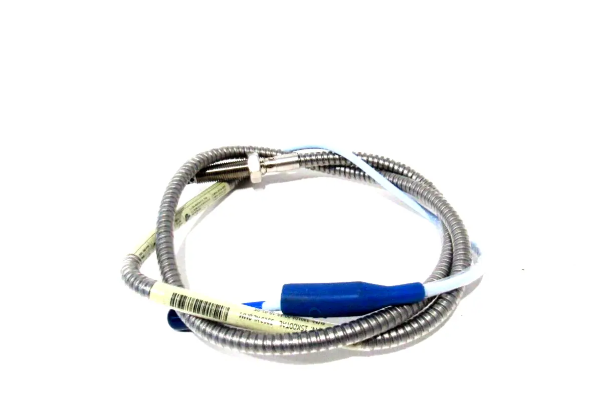 NEW BENTLY NEVADA 330102-00-15-10-01-05 SENSOR 3301020015100105